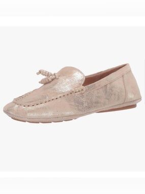 Corso Como Birgitta Leather Driving Loafer Casual Career Gold NWOT Size 7.5